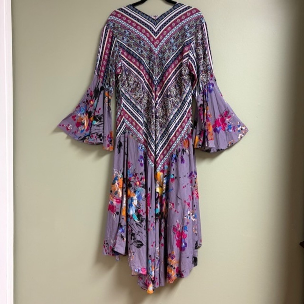 Umgee USA Long Duster Kimono Size M Flare Sleeve Cottage Boho Hippie Festival